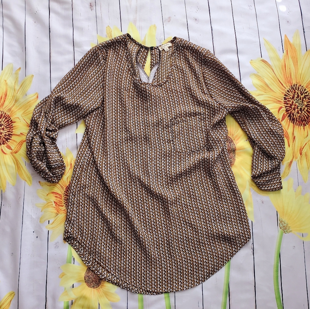 "Lily White" Blouse